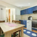 Apartment Arena